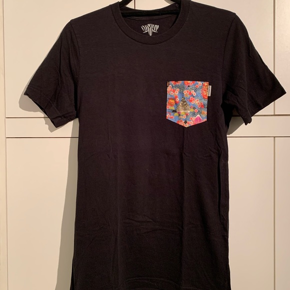 Pocket tee - Picture 1 of 3